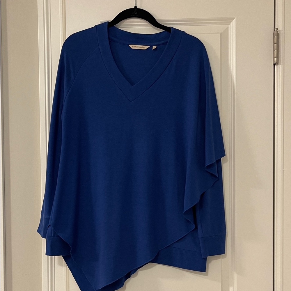 Soft Surroundings Petite Madeline Tunic With Side Cape Overlay